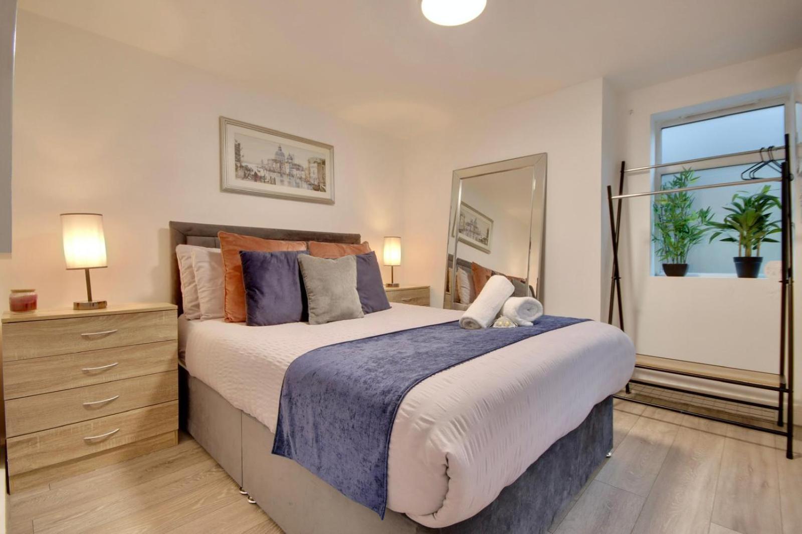 Southsea Getaway Apartment With Pool Table And Hot Tub Portsmouth Exterior photo